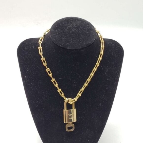 Authentic Louis Vuitton Lock and Key Gold Color with Gold Plated Chain Necklace - Picture 1 of 8
